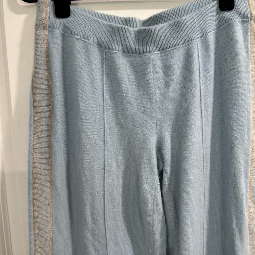 Vince 100% Cashmere Track Pants Wide Leg Sweater Pants Light Blue M - Picture 2 of 5
